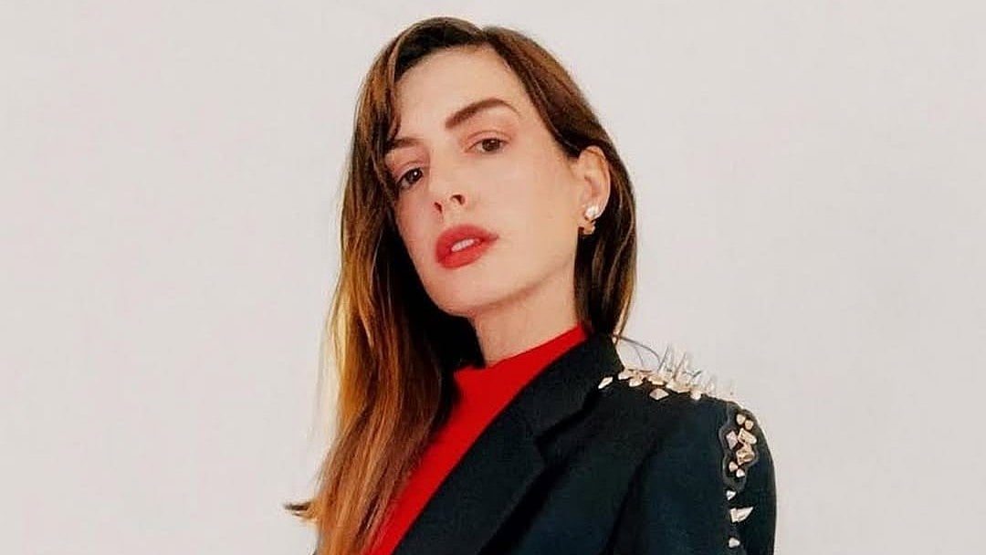Instagram/Anne Hathaway : Anne Hathaway reminded disruptive photographers to respect the presence of children on Devil Wears Prada 2 set