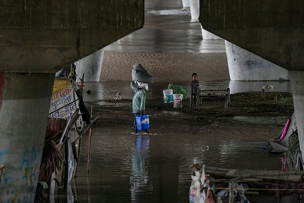 Yamuna River crosses danger mark