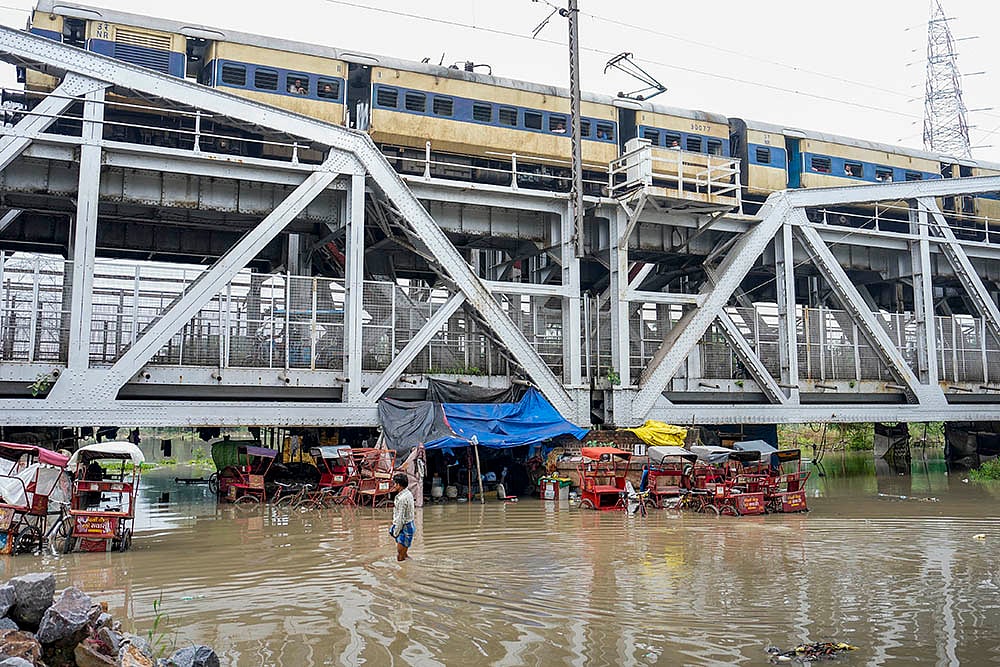 India monsoon season - Yamunas Water level crosses danger mark in Delhi_3