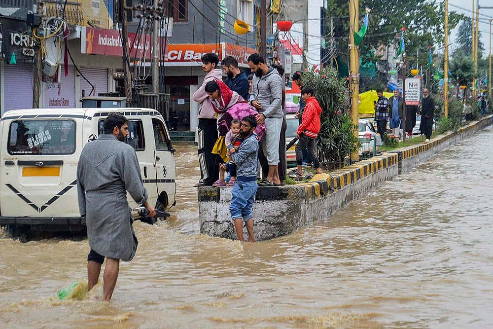 Rain in Anantnag