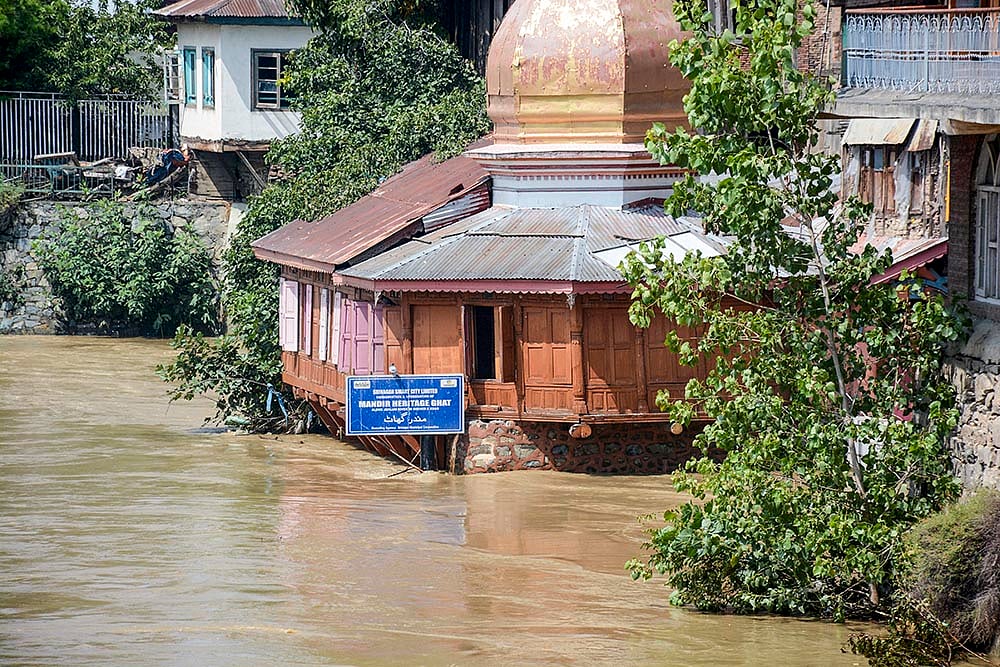 Weather: Floods in Srinagar