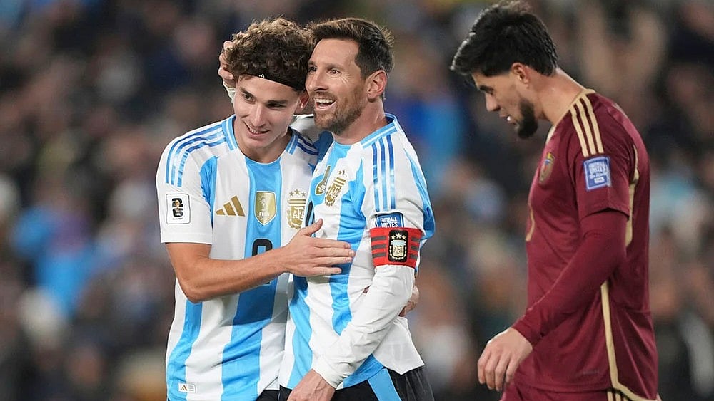 FIFA World Cup 2026 Qualifiers CONMEBOL match Argentina vs Venezuela_Julian Alvarez, Leo Messi