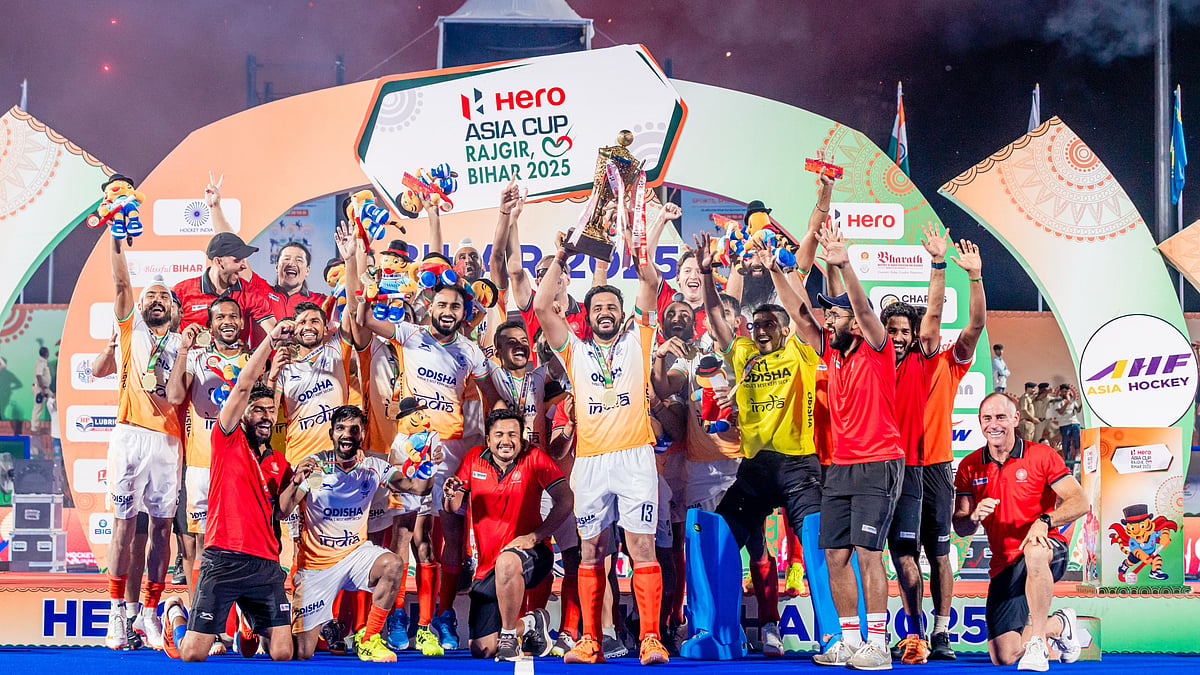 Hockey India : India 4-1 South Korea, Hockey Asia Cup Final: Indian team celebrating their win.