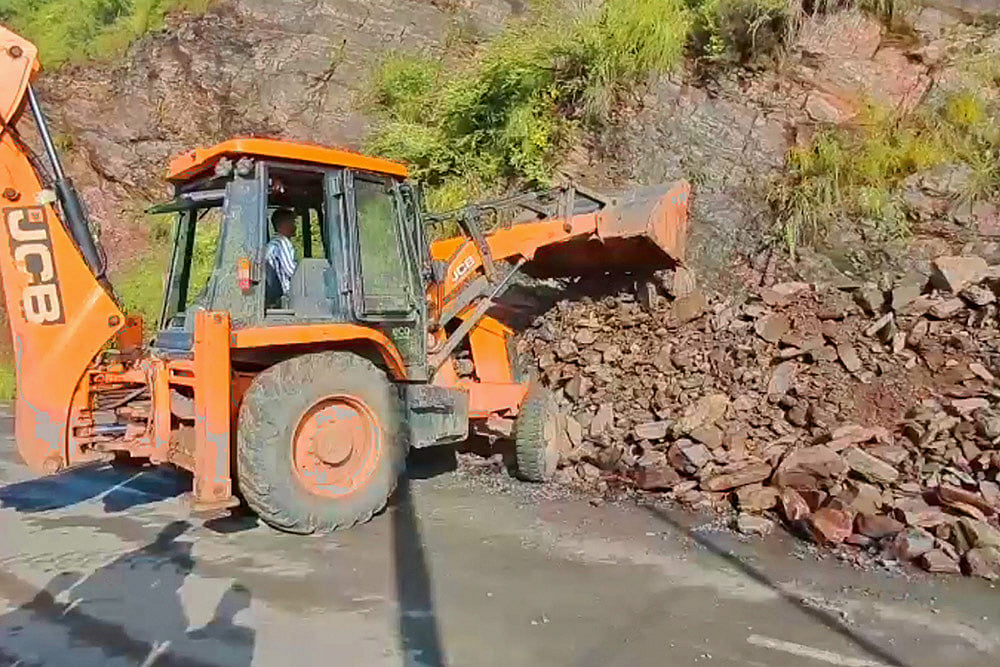  NH 705 closed