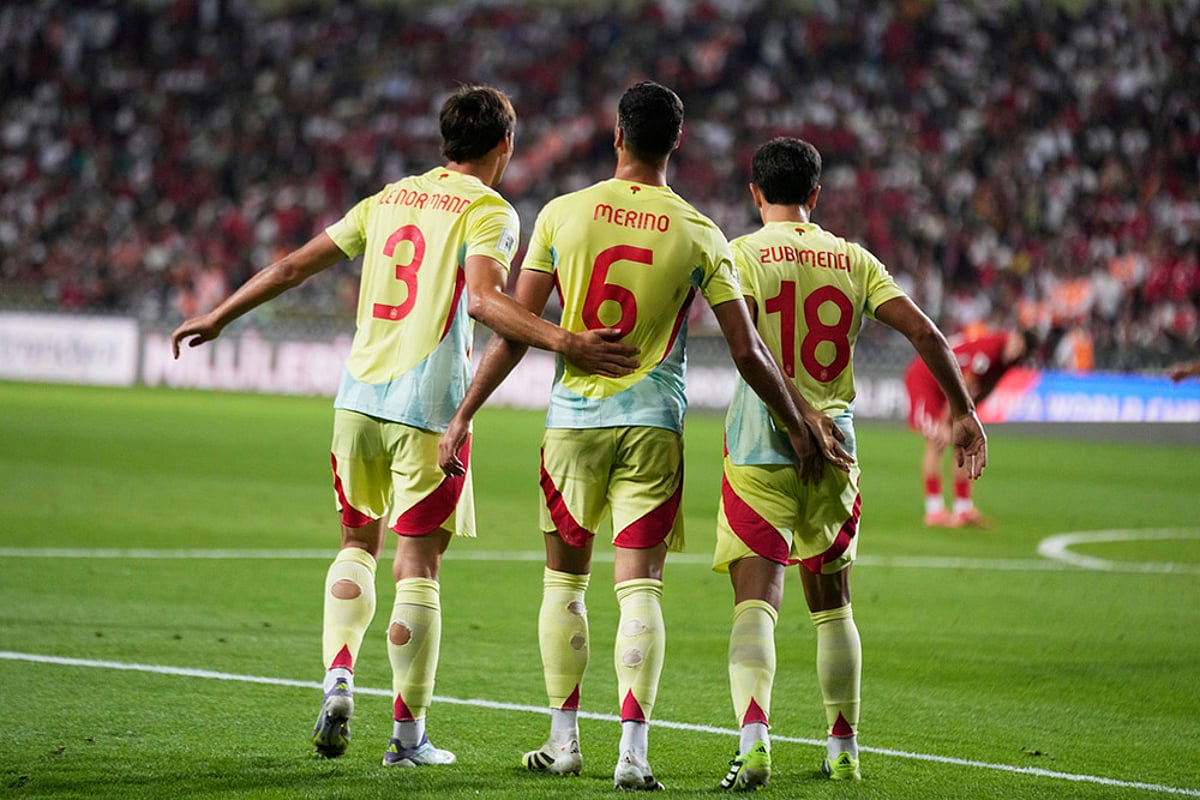 2026 World Cup qualification Europe Turkey vs Spain match_Robin Le Normand