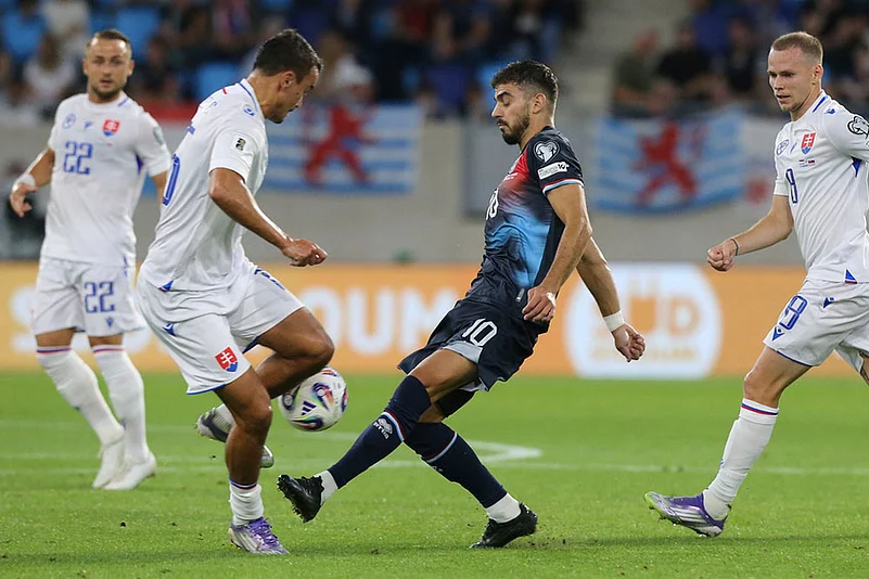 2026 World Cup qualification Europe Slovakia vs Luxembourg match_David Strelec