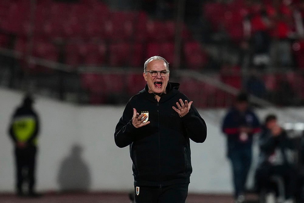 FIFA World Cup CONMEBOL qualifying soccer match Chile Vs Uruguay_Marcelo Bielsa