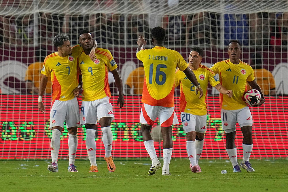 | Photo: AP/Ariana Cubillos : FIFA World Cup CONMEBOL Qualifiers: Venezuela vs Colombia