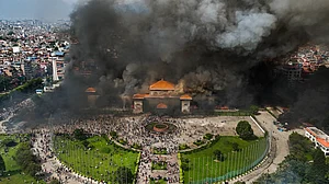 - PTI : Nepal's Parliament on fire|