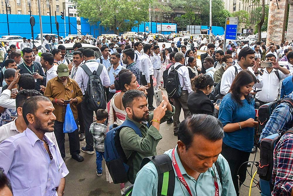 Bombay HC received bomb threat