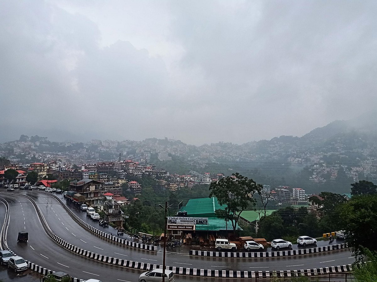 A breathtaking view of the settlements of Solan, Himachal Pradesh.