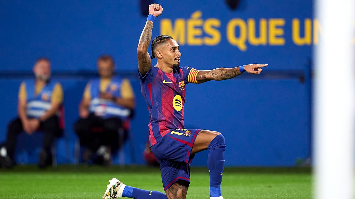 Raphinha was one of three Barcelona players to get his brace