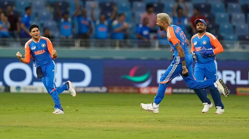 India Qualify For Asia Cup Super Fours