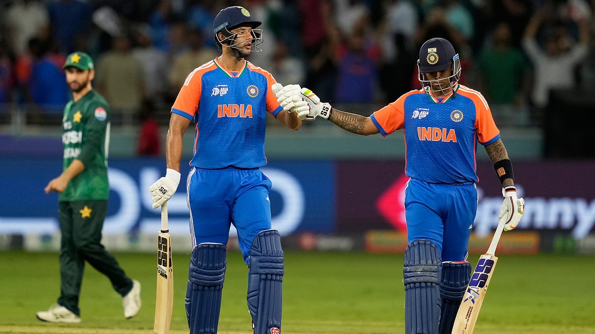 | Photo: AP/Altaf Qadri : India's captain Suryakumar Yadav, right, celebrates with batting partner Shivam Dube after their win in the Asia Cup cricket match against Pakistan at Dubai International Cricket Stadium in Dubai, United Arab Emirates, Sunday, Sept. 14, 2025.