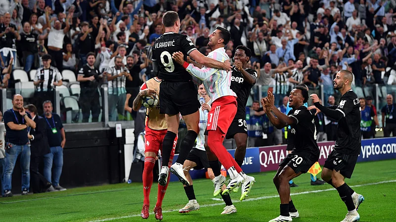 Lloyd Kelly, Juventus