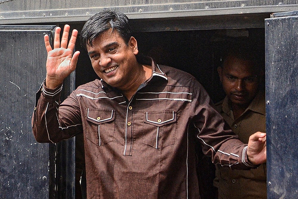 Irfan Solanki arrives at the District Court Kanpur Nagar