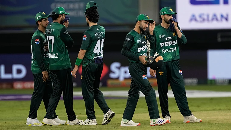 Pakistan players react after their loss in the Asia Cup cricket match against India at Dubai International Cricket Stadium in Dubai, United Arab Emirates, Sunday, Sept. 14, 2025. - | Photo: AP/Fatima Shbair