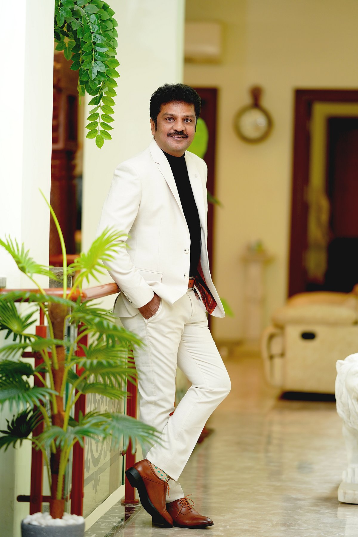 Lion Dr. Y. Kiron