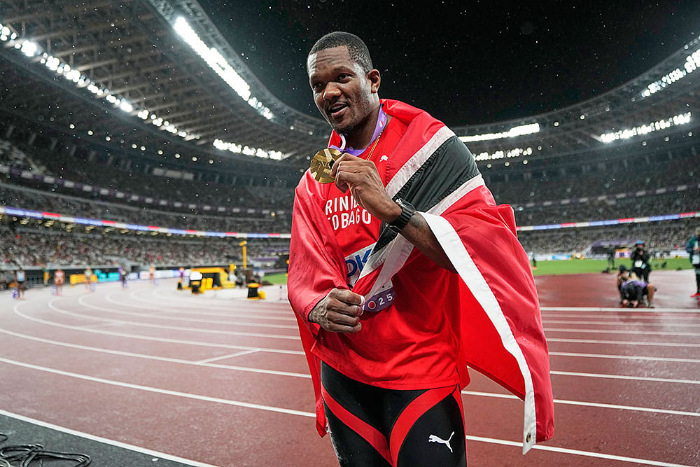 Keshorn Walcott celebrates after winning gold medal in the mens javelin throw final