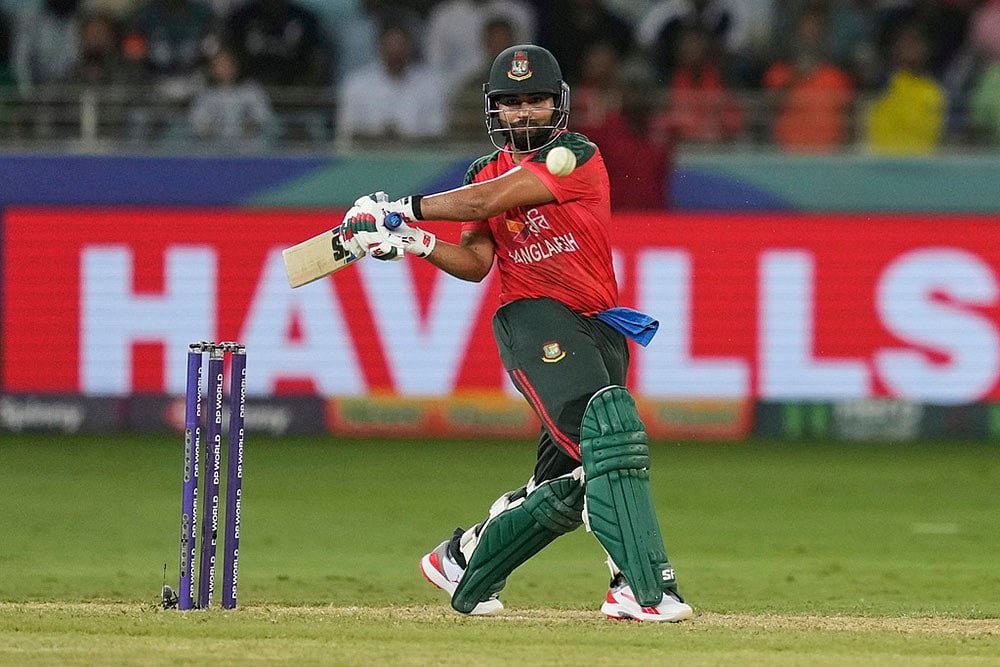 Asia Cup 2025 Super Four T20 match Sri Lanka Vs Bangladesh photos_Shamim Hossain