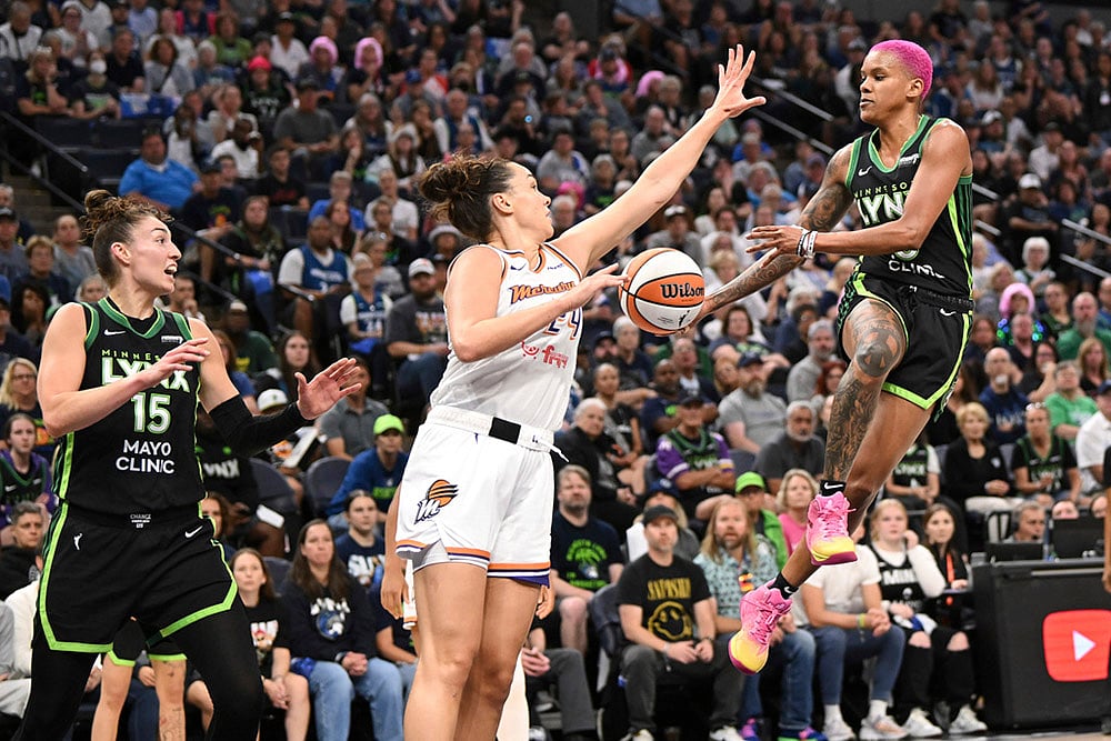 WNBA Playoffs Semifinals series, Game 1 Minnesota Lynx vs Phoenix Mercury_Courtney Williams