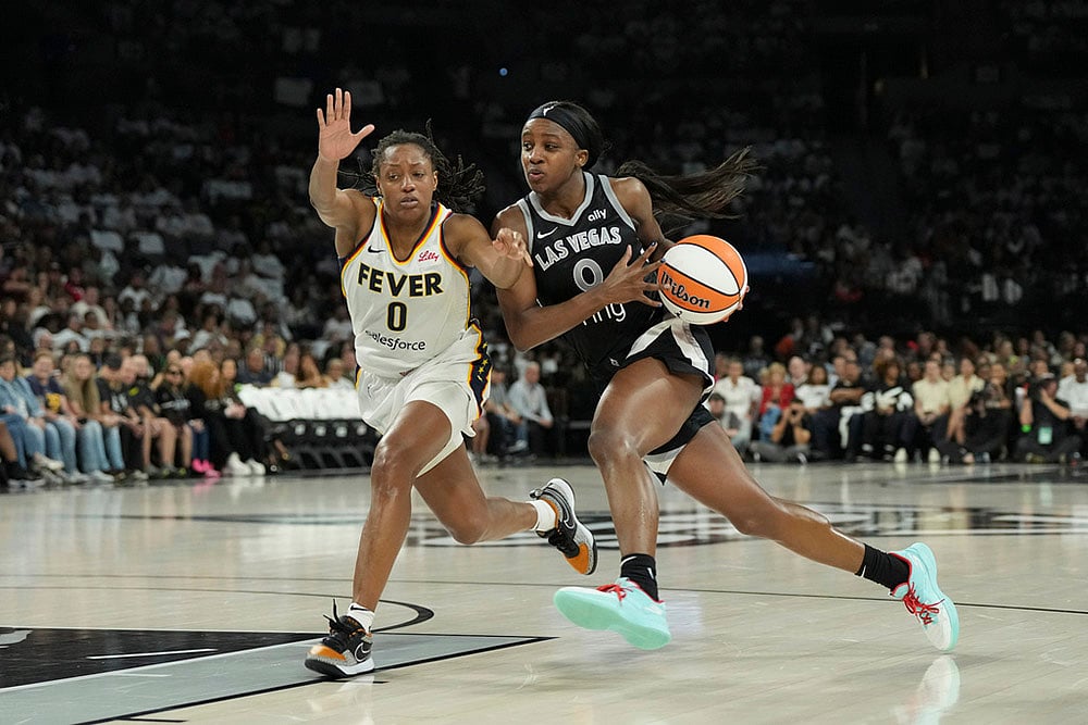 WNBA Playoffs Semifinals series, Game 1 Indiana Fever vs Las Vegas Aces_Jackie Young