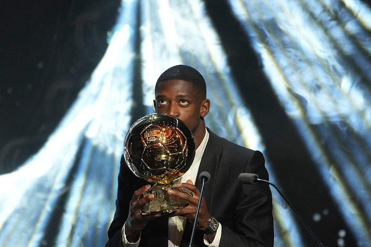 France Soccer Golden Ball Award _ 69th Ballon d'Or awards ceremony photos_Ousmane Dembélé