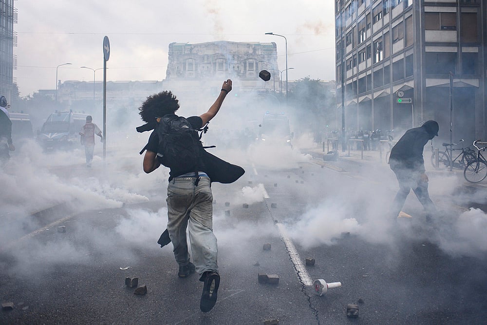Pro-Palestinians nation-wide protest and general strike in Italy over Gaza war_6