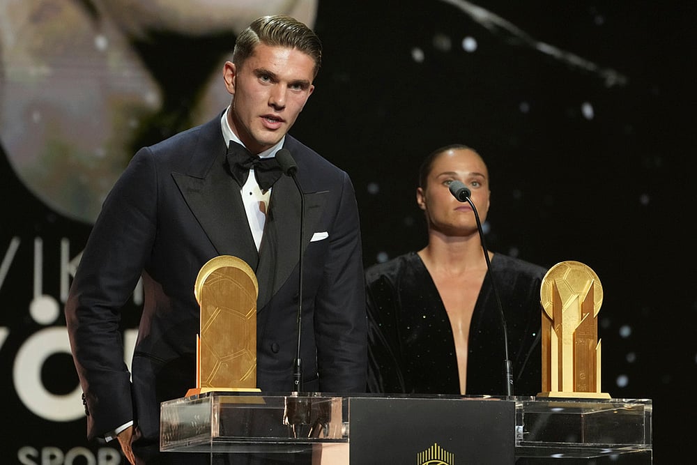 France Soccer Golden Ball Award _ 69th Ballon dOr awards ceremony photos_Viktor Gyokeres 