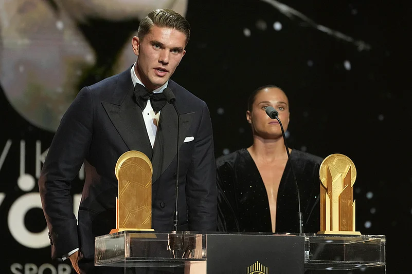 France Soccer Golden Ball Award _ 69th Ballon dOr awards ceremony photos_Viktor Gyokeres