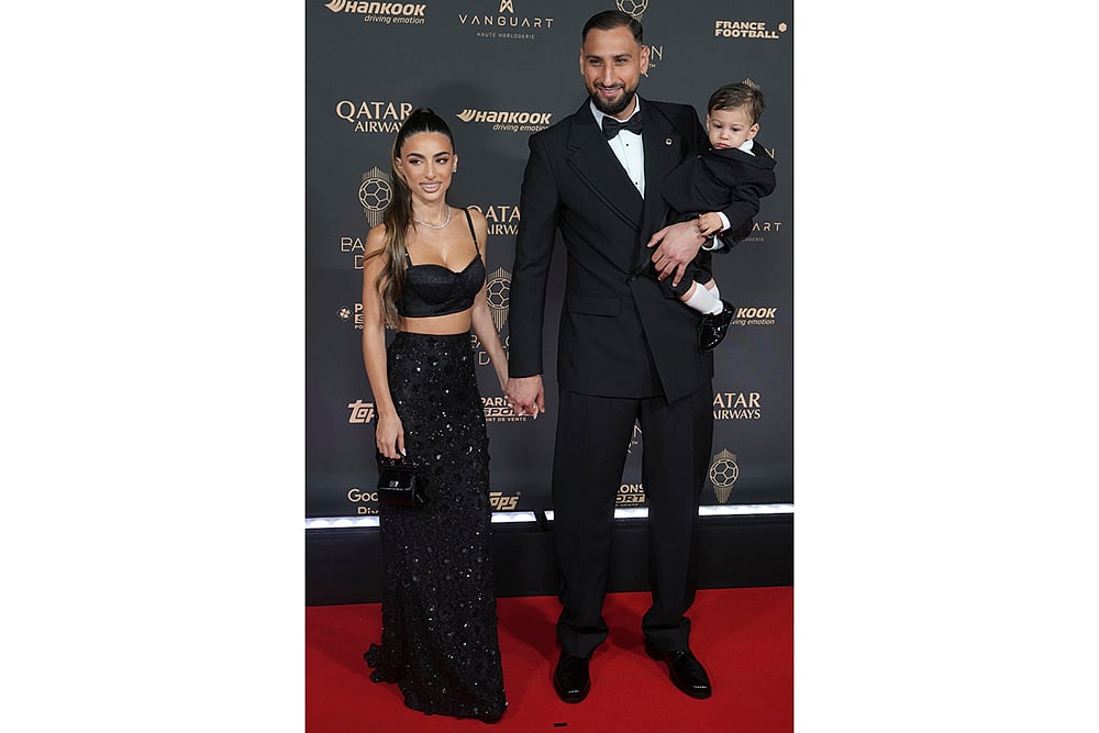 France Soccer Golden Ball Award_69th Ballon dOr awards ceremony photo_Gianluigi Donarumas family