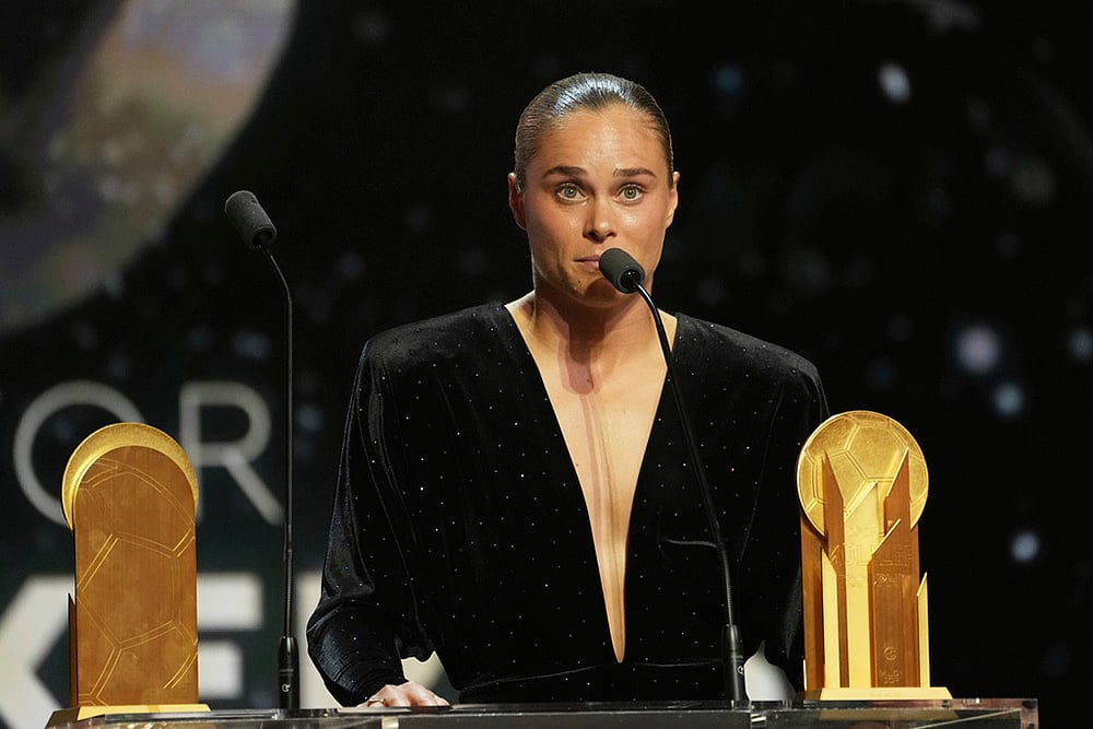 France Soccer Golden Ball Award _ 69th Ballon dOr awards ceremony photos_Ewa Pajor