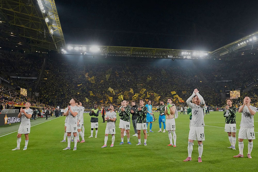 Bundesliga: Borussia Dortmund Vs Wolfsburg