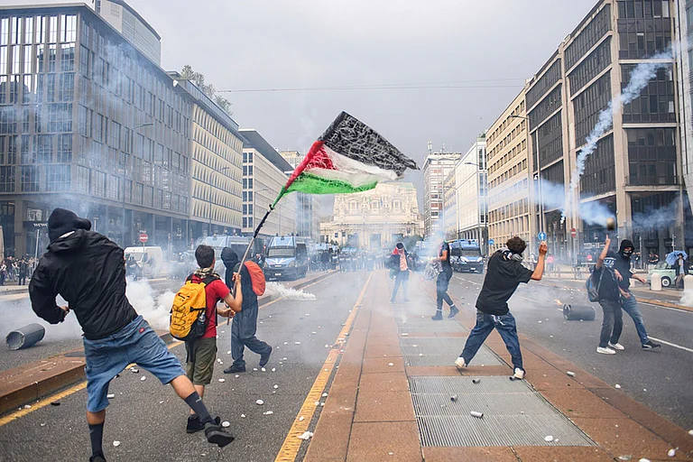 Protests in Italy over Gaza war - | Photo: Claudio Furlan/LaPresse via AP