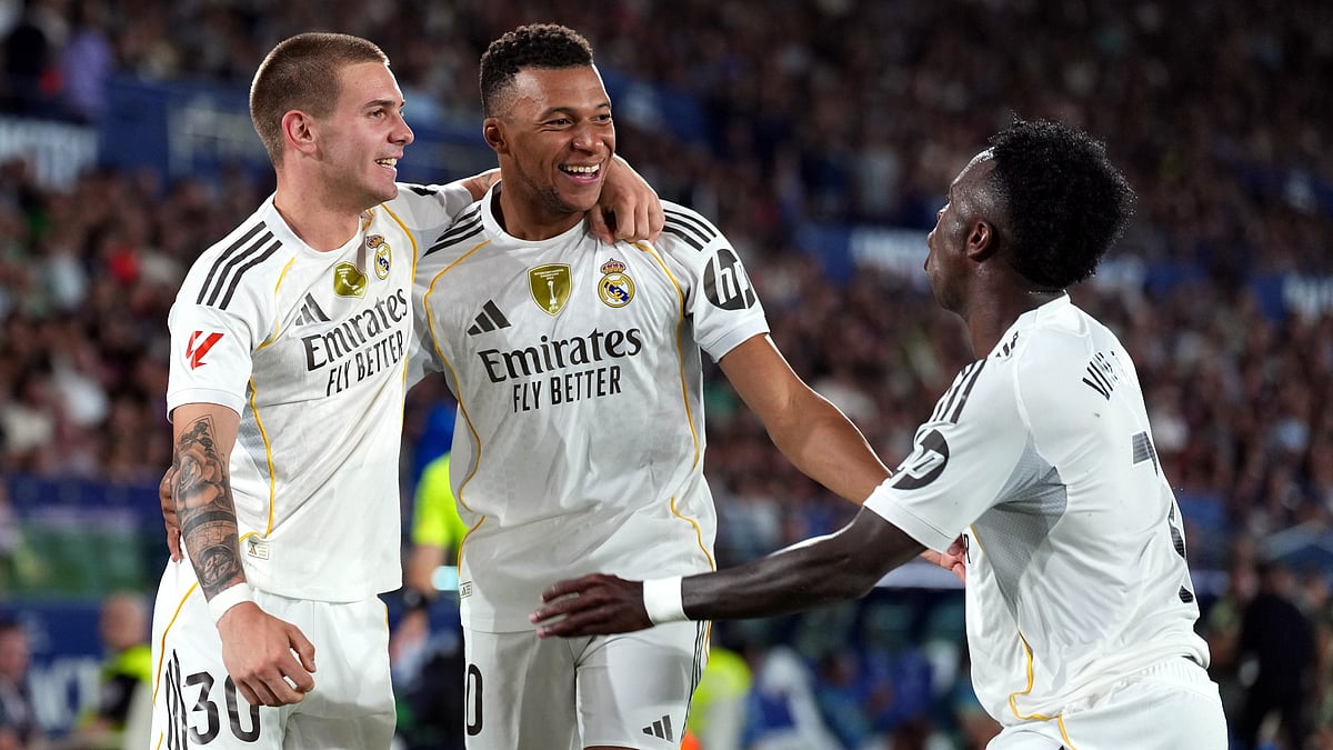 Real Madrid celebrate Kylian Mbappe's second goal