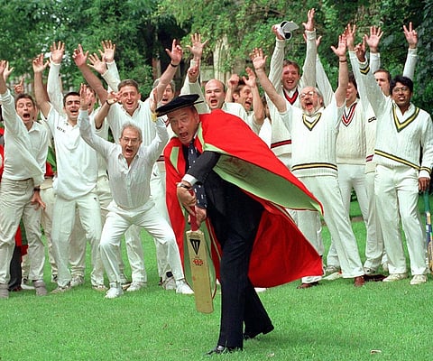 Umpire Dickie Bird