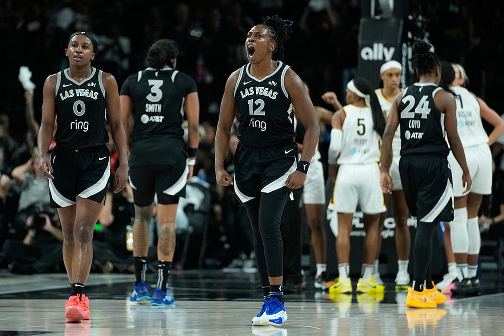 | Photo: AP/John Locher : WNBA Playoffs: Las Vegas Aces vs Indiana Fever