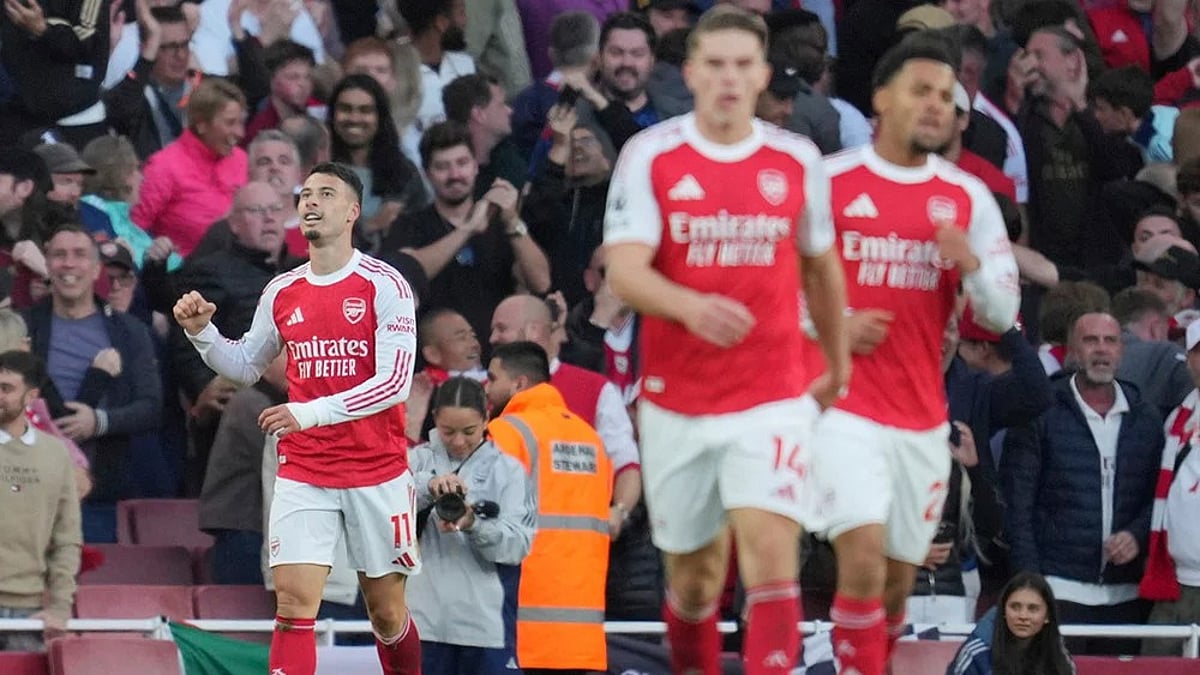 Britain soccer Premier League 2025-26 Arsenal Vs Manchester City match pics_Gabriel Martinelli