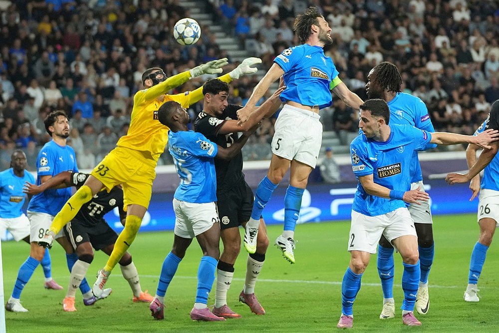 UEFA Champions League 2025-26 match Pafos Vs Bayern Munich_David Goldar 