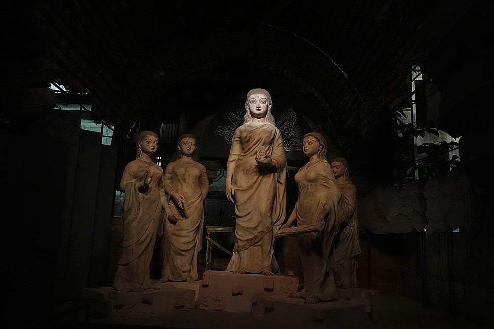Kolkatas Nabanna Pandal by Behala Friends portrays war, famine, and survival