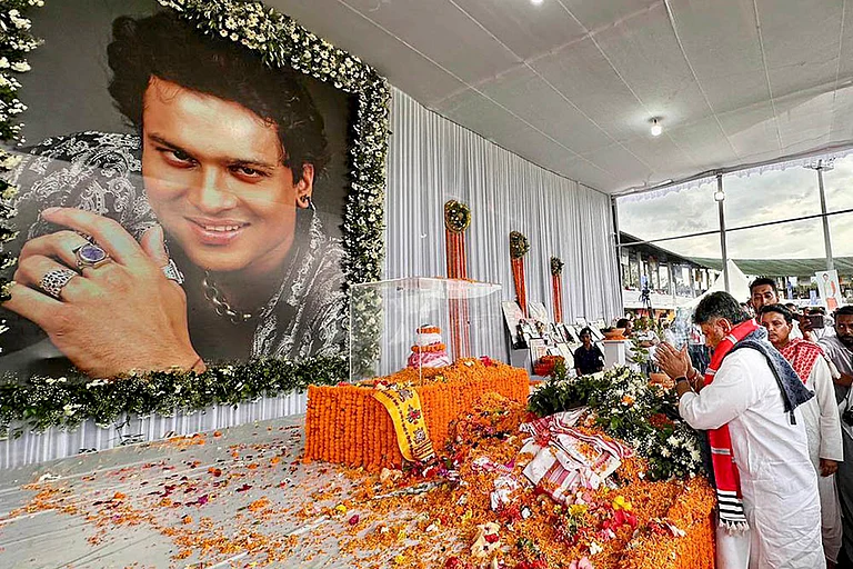 Zubeen Garg's tribute ceremony in Assam - | Photo: @DKShivakumar/X via PTI