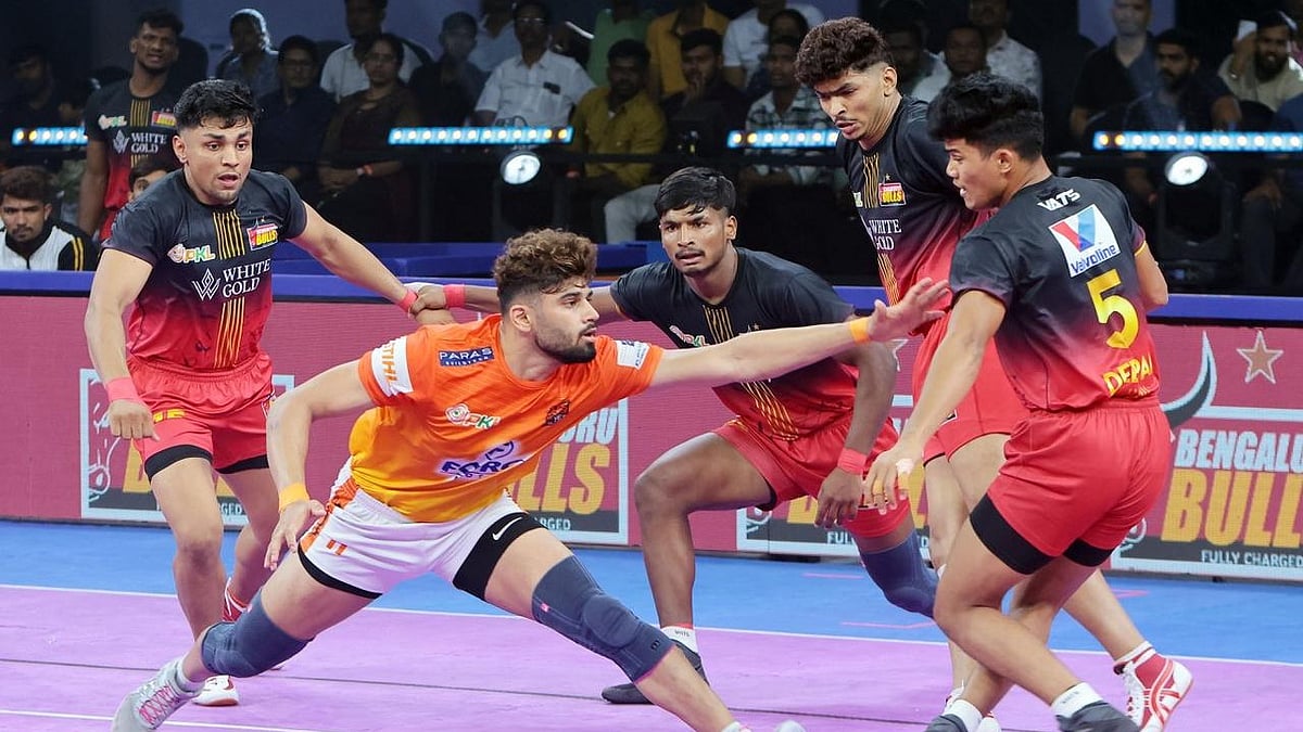 Pro Kabaddi : Action from the Puneri Paltan vs Bengaluru Bulls, Pro Kabaddi League 2025 match in Chennai.