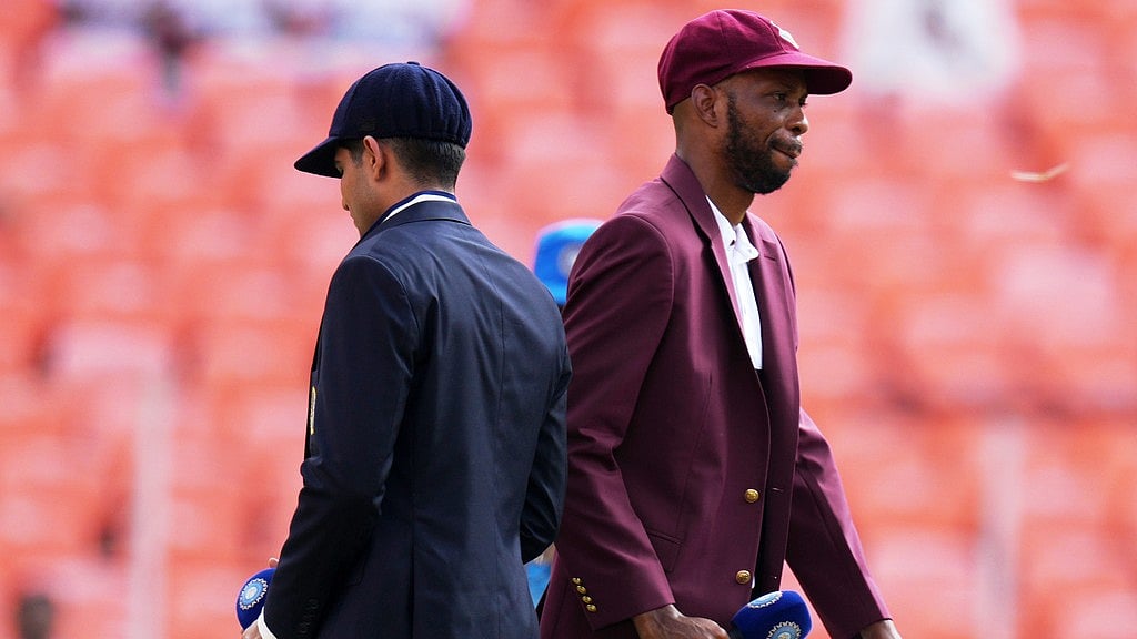 AP/Ajit Solanki : Indian skipper Shubman Gill (left) and Roston Chase of West Indies at the toss.