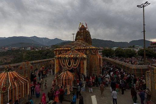 Baijnath Dussehra
Baijnath Ravana legend
Baijnath Shiva temple