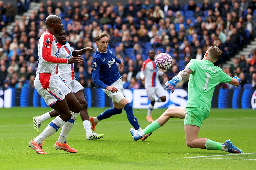 English Premier League: Everton vs Crystal Palace