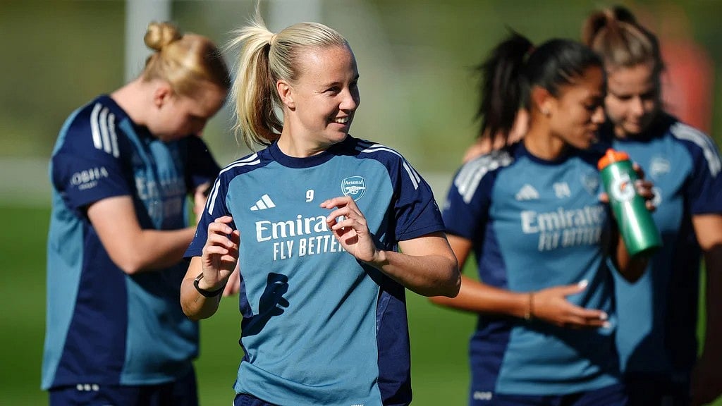 Arsenal's Beth Mead, front, during a training session in London ahead of their UEFA Women's Champions League match against Lyon.  - Ben Whitley/PA via AP