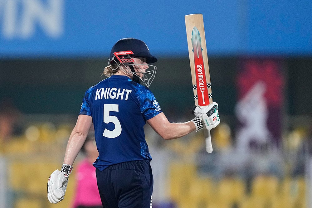 ICC Women Cricket World Cup 2025 BAN-W Vs ENG-W match_Heather Knight 