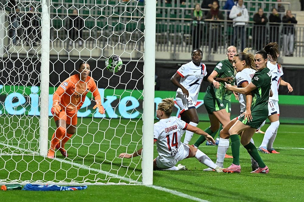 UEFA Womens Champions League 2025-26 Wolfsburg Vs Paris Saint-Germain_Jackie Groenen