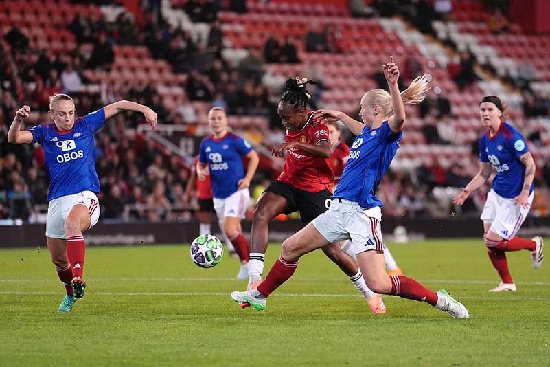 UEFA Womens Champions League 2025-26 Manchester United Women Vs Valerenga Women_Melvine Malard