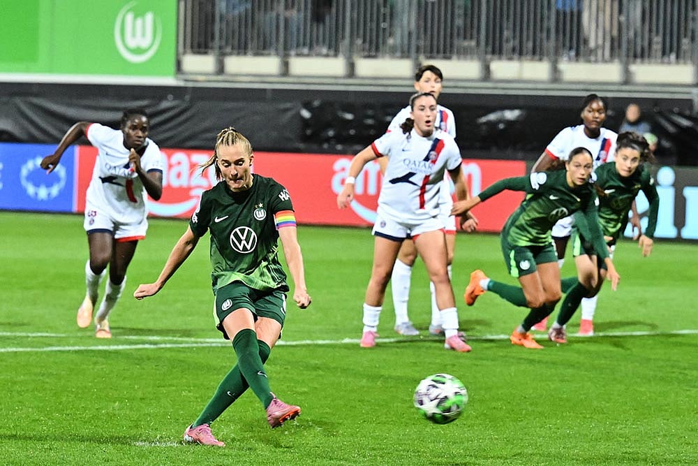UEFA Womens Champions League 2025-26 Wolfsburg Vs Paris Saint-Germain_ Janina Minge 